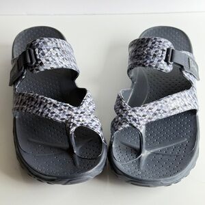 Skechers Outdoor Lifestyle Womens Foamies Sandals Size 10